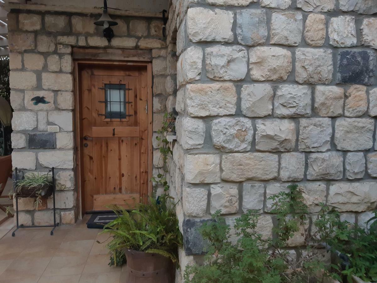 Appartamento Neve Nof Rosh Pinna Esterno foto